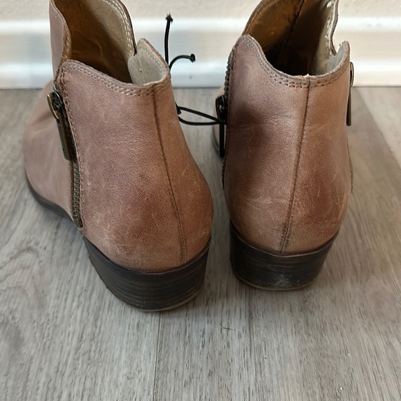 Lucky Brand Burklee Brown Ankle Boots - Picture 5 of 7